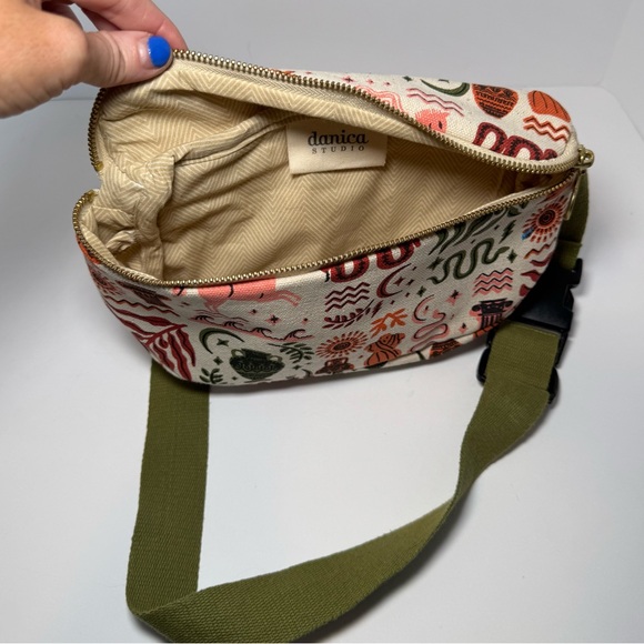 Danica Studio Olympus Hip Bag - Picture 8 of 8